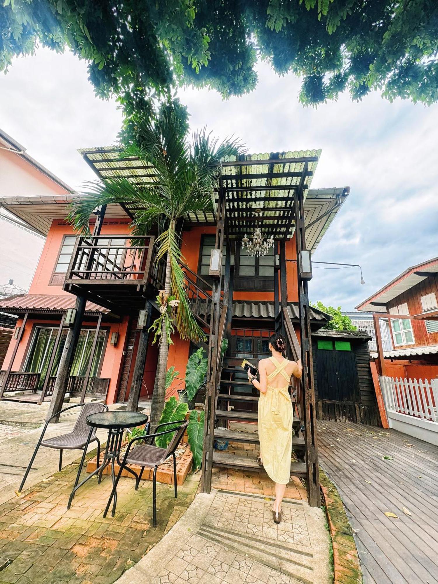 Villa'S Homestay Chiang Mai Zewnętrze zdjęcie